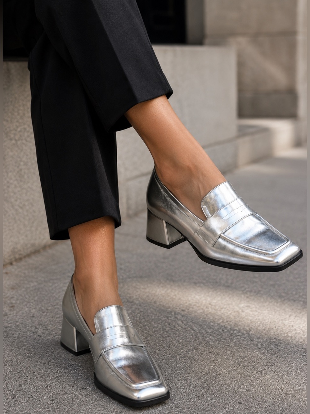 NWT RAYE Fresco Silver Metallic Block Heel Loafers Size 8.5